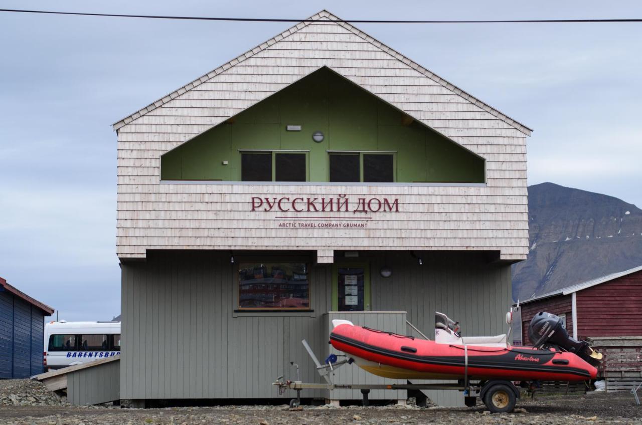 Russkiy Dom Longyearbyen Dış mekan fotoğraf